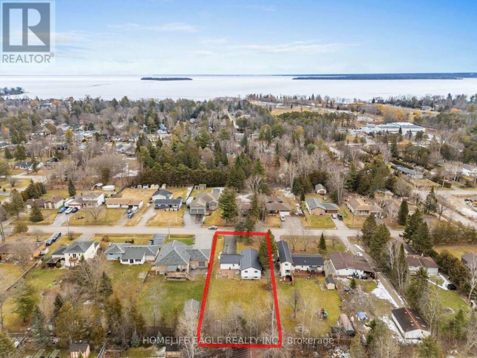 2200 RICHARD STREET, Innisfil, Ontario L9S 2C5