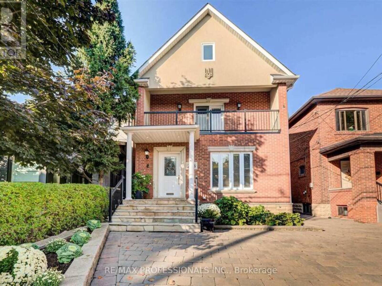 258 WINDERMERE AVENUE, Toronto, Ontario M6S 3K5