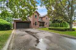 133 ARTEN AVENUE | Richmond Hill Ontario | Slide Image One