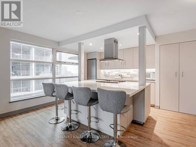 2101 - 50 LOMBARD STREET Toronto Ontario, M5C 2X4