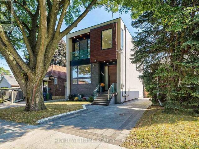 333 WOODMOUNT AVENUE Toronto Ontario, M4C 4A4