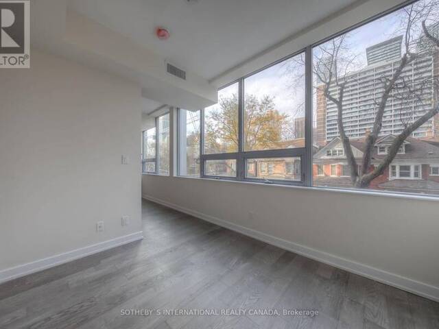 203 - 17 DUNDONALD STREET Toronto Ontario, M4Y 1K3