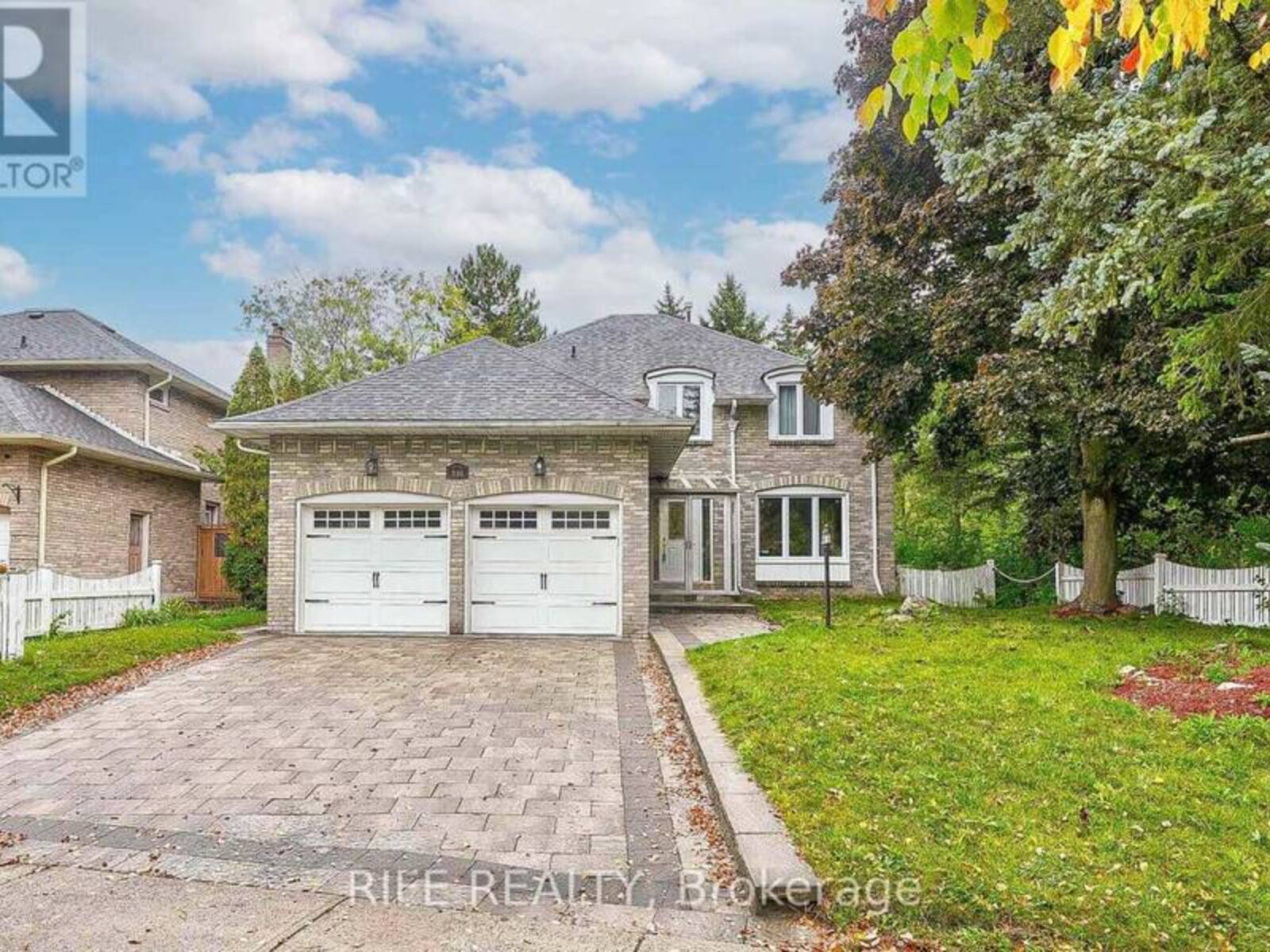 216 CARLTON ROAD, Markham , Ontario L3R 3M1