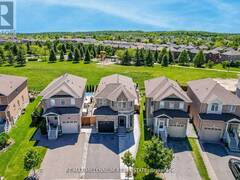 356 RANNIE ROAD Newmarket Ontario, L3X 2N1