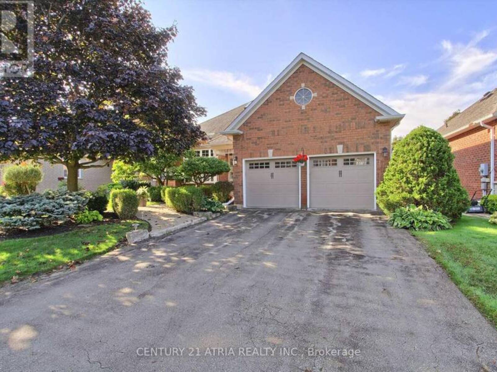 820 SHADRACH DRIVE, Newmarket, Ontario L3X 2H2