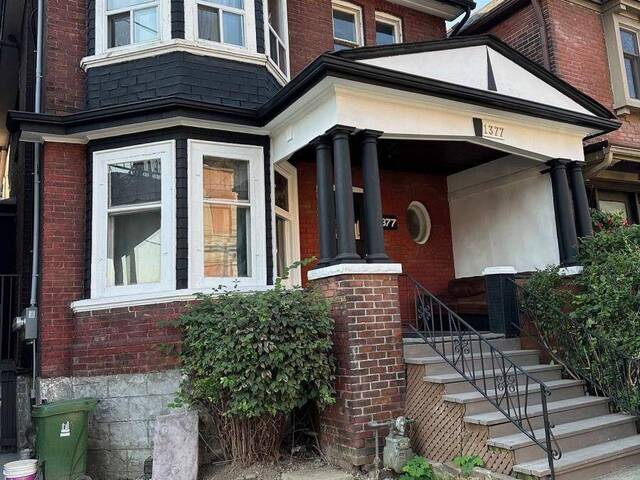 1377 KING STREET W Toronto Ontario, M6K 1H4