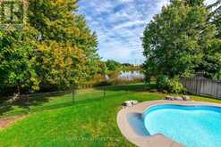 2049 COUNTRY CLUB DRIVE | Burlington Ontario | Slide Image Thirty-seven