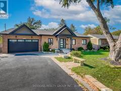 1520 DRYMEN CRESCENT Mississauga Ontario, L5G 2P2