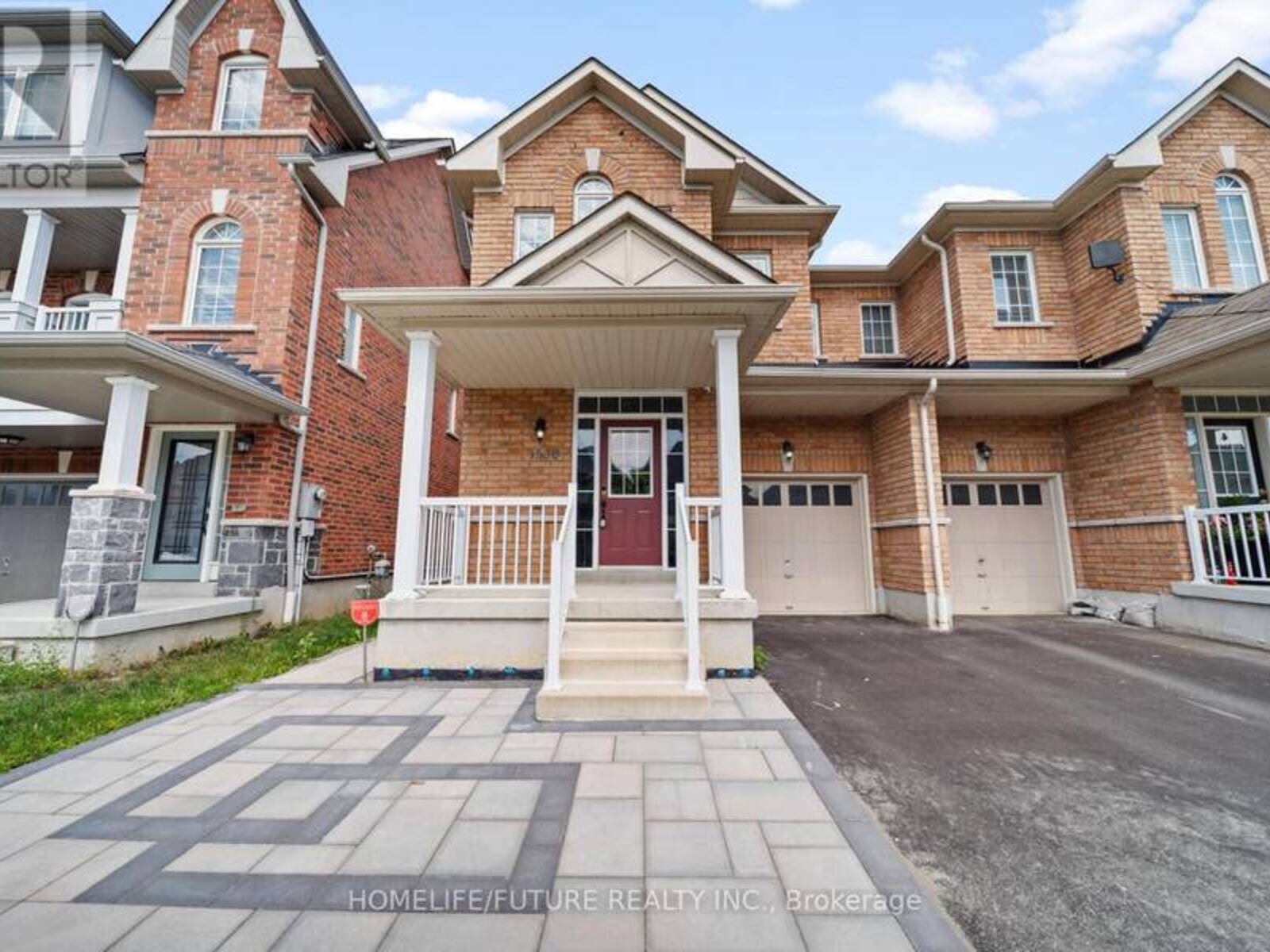 1530 BRUNY AVENUE, Pickering, Ontario L1X 0C5