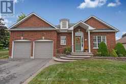 71 COUNTRY ESTATES DRIVE | Scugog Ontario | Slide Image One