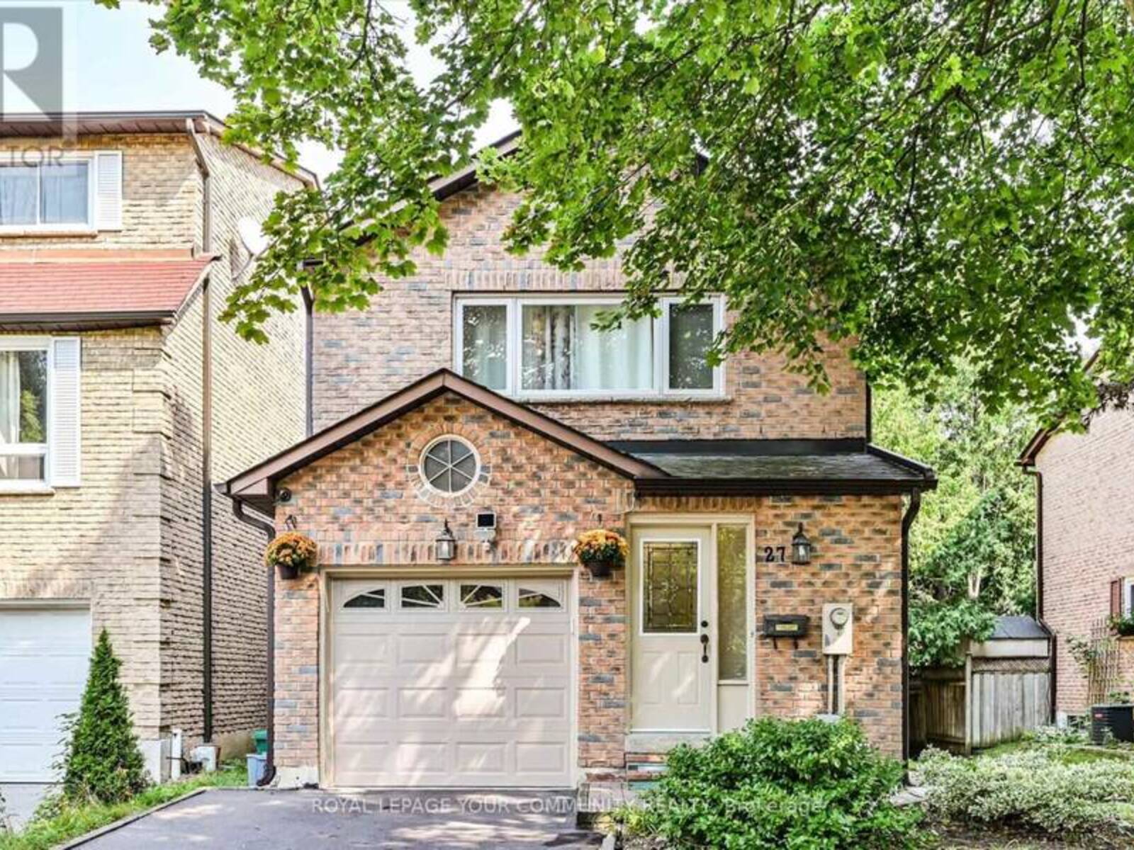 27 COTTONWOOD COURT, Markham, Ontario L3T 5W9