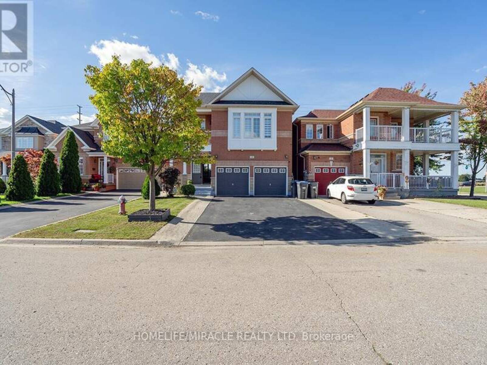 4 PRINCEFIELD PLACE, Brampton, Ontario L6R 0E4