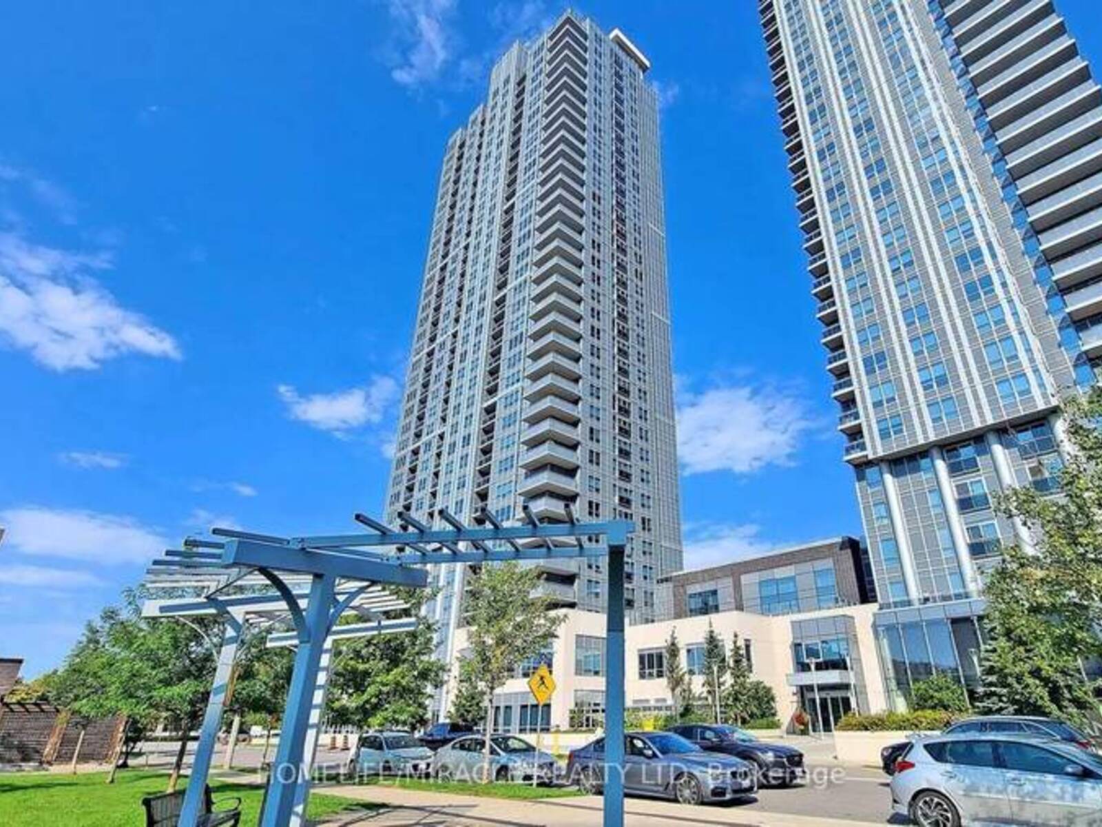 718 - 275 VILLAGE GREEN SQUARE, Toronto, Ontario M1S 0L8