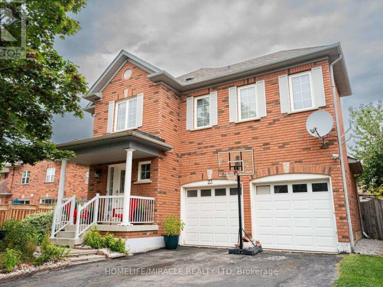 23 BADGER AVENUE, Brampton, Ontario L6R 1Z2