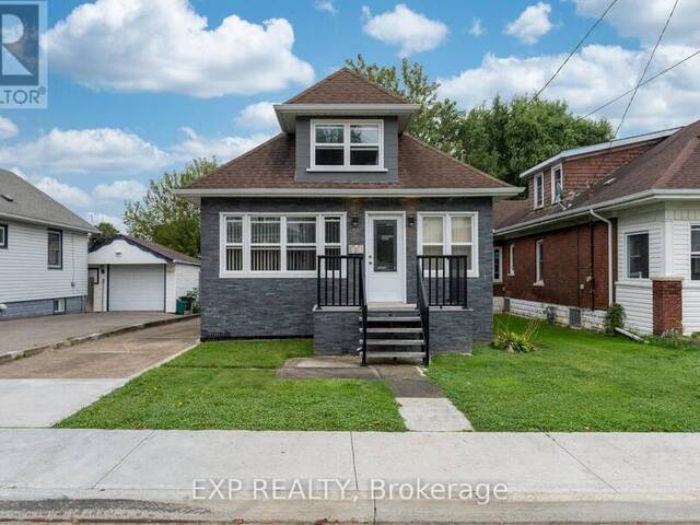 4584 SIXTH AVENUE Niagara Falls Ontario, L2E 4T3