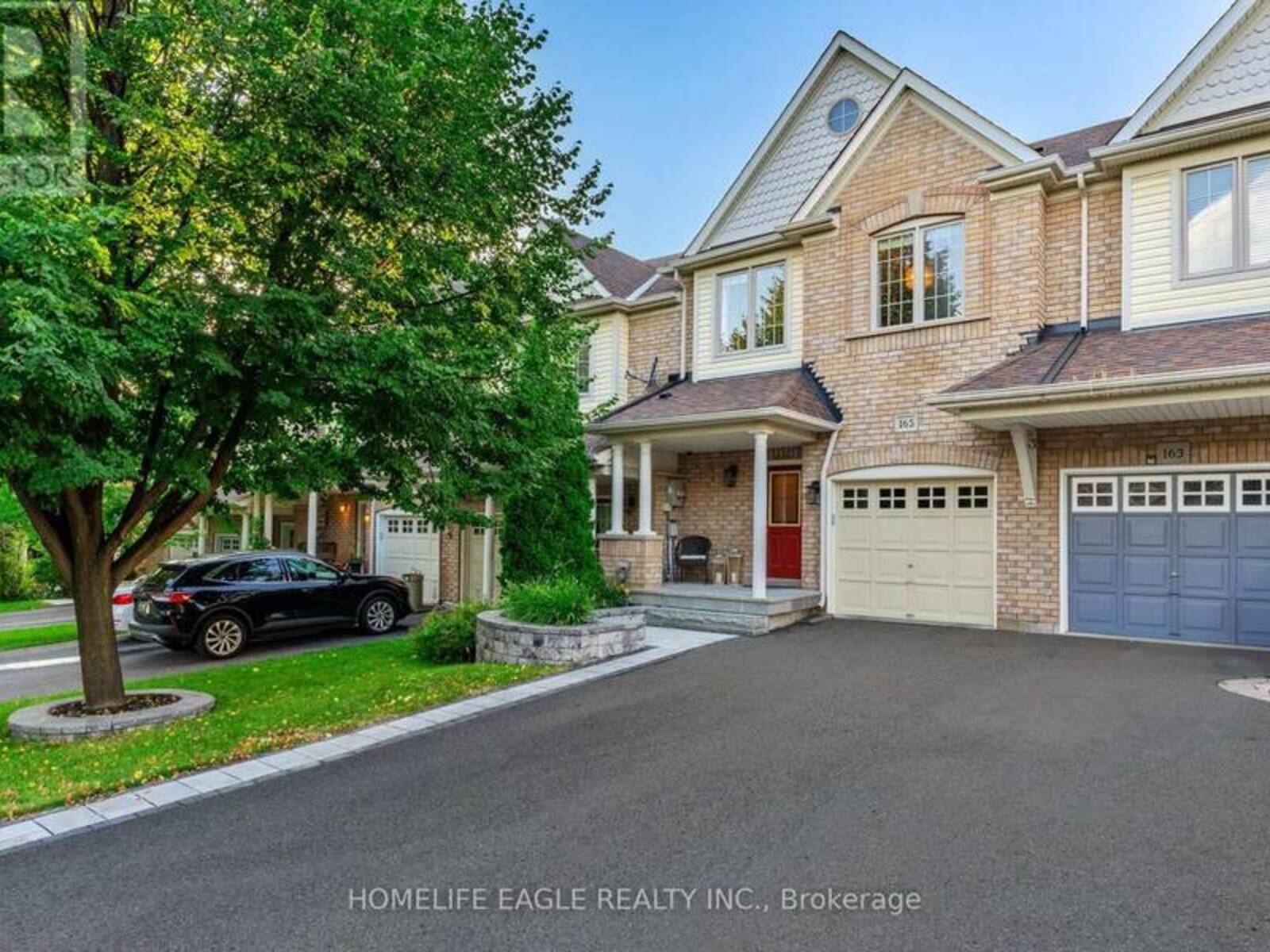 165 HARTFORD CRESCENT, Newmarket, Ontario L3X 2Z4