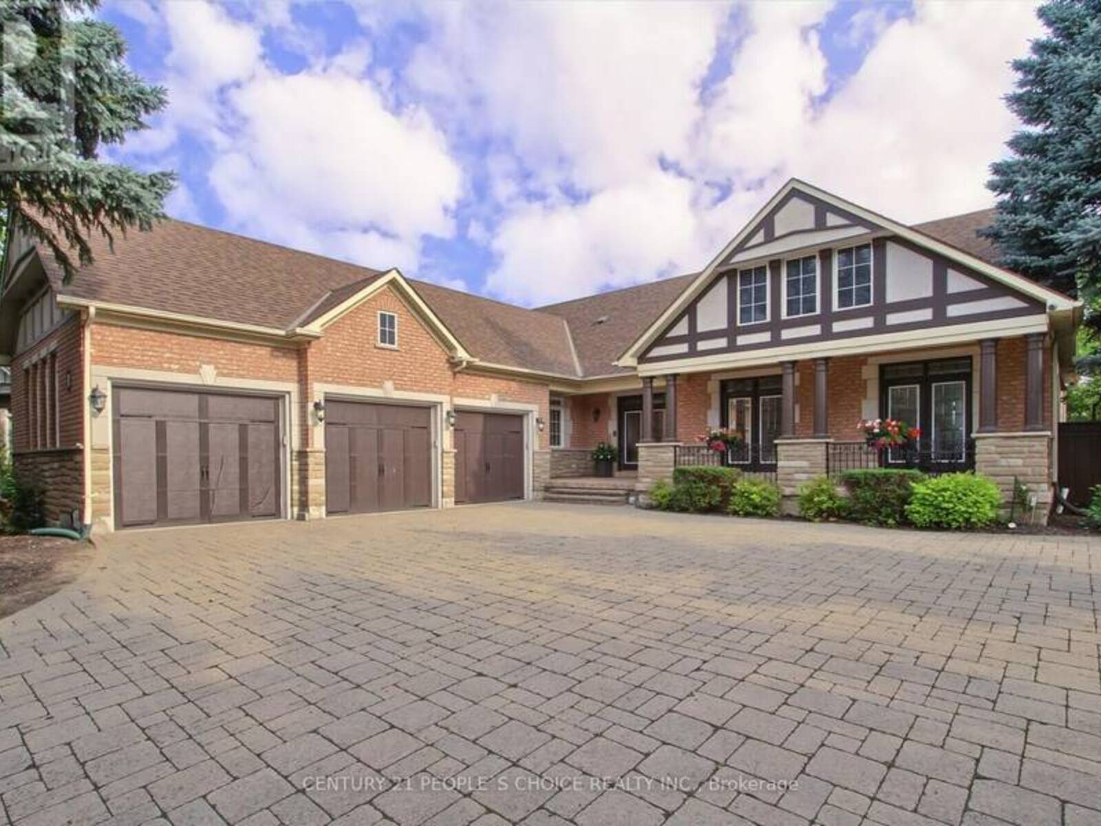 12 CHAMPION COURT, Brampton, Ontario L6Y 5G9