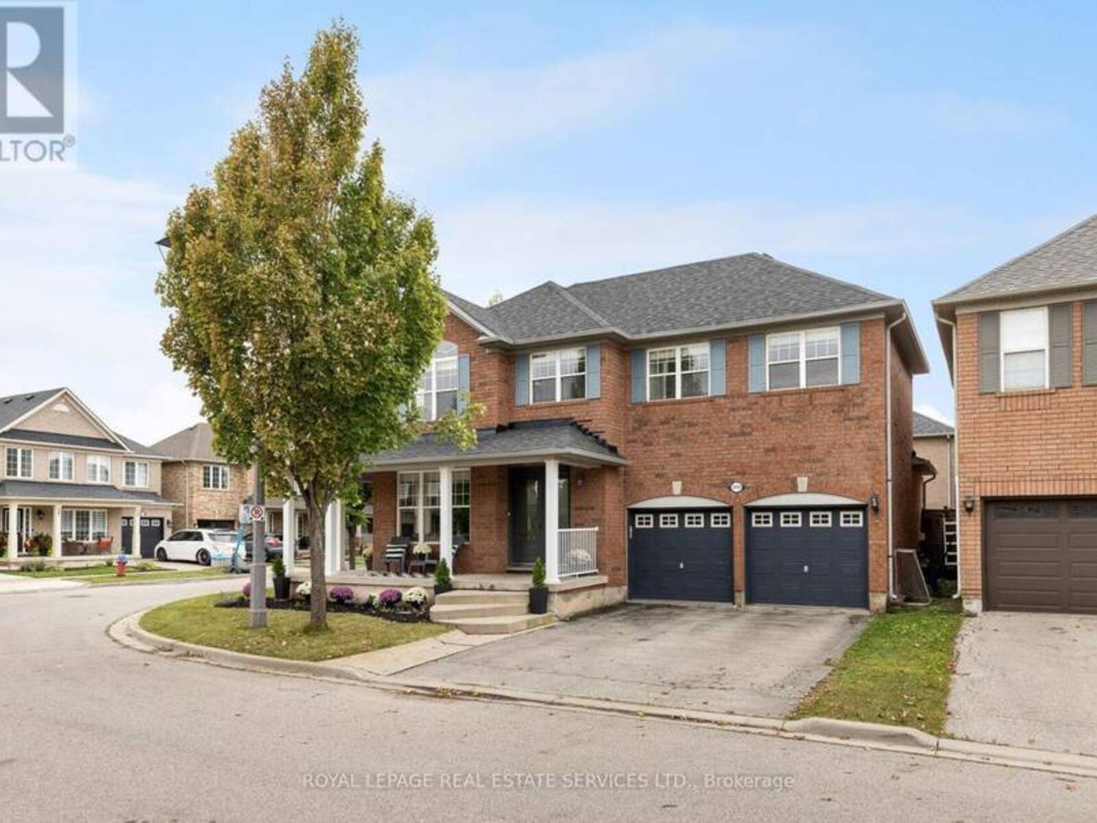 2457 CLAYBORNE PLACE, Oakville, Ontario L6M 4C4