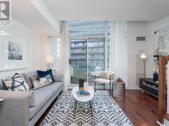 832 - 600 FLEET STREET Toronto Ontario, M5V 1B7