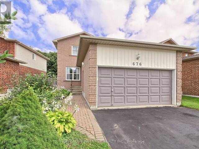 676 COLLEGE MANOR DRIVE Newmarket Ontario, L3Y 8M1