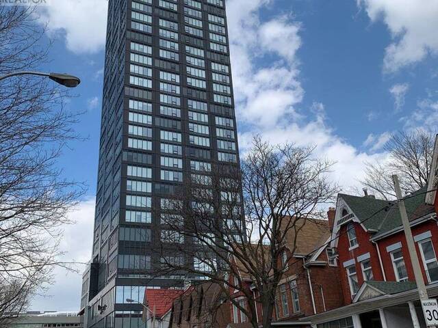 3007 - 203 COLLEGE STREET Toronto Ontario, M5T 0C8