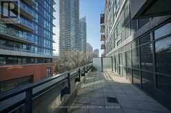 311 - 2220 LAKE SHORE BLVD BOULEVARD W | Toronto Ontario | Slide Image Thirteen