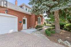 3 MEAGAN DRIVE | Halton Hills Ontario | Slide Image Four