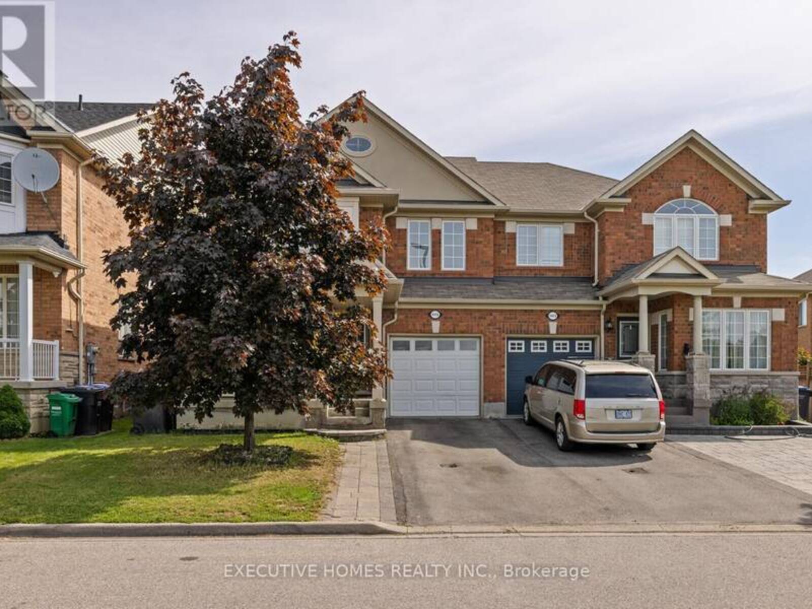 5415 LONGFORD DRIVE, Mississauga, Ontario L5M 7Y3