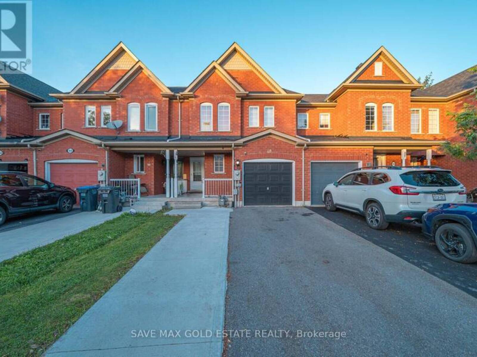 48 MONACO COURT, Brampton, Ontario L7A 1X4