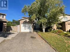 33 NAPLES COURT Thorold Ontario, L2V 4S7