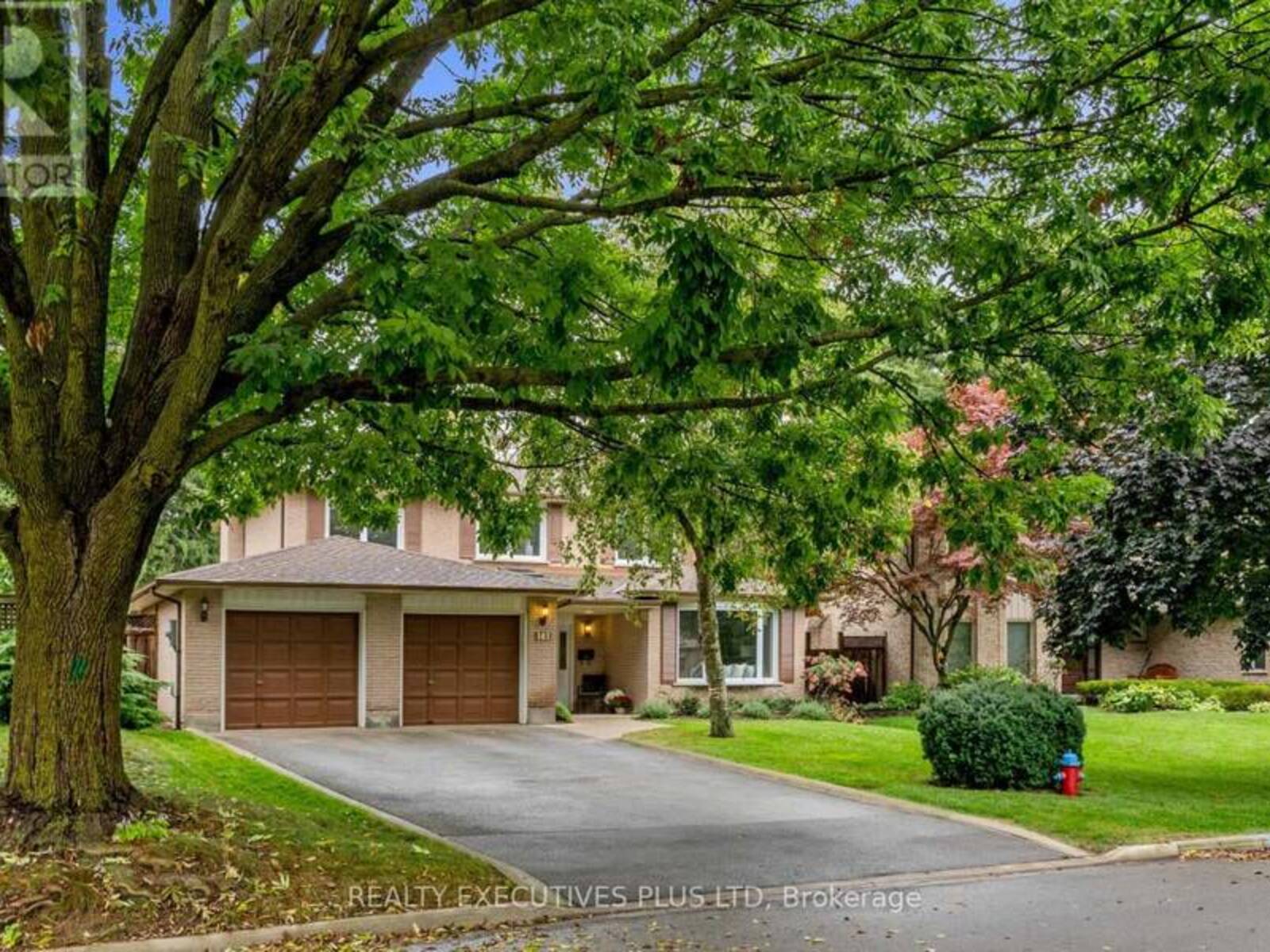 183 ALL SAINTS CRESCENT, Oakville, Ontario L6J 5Y6