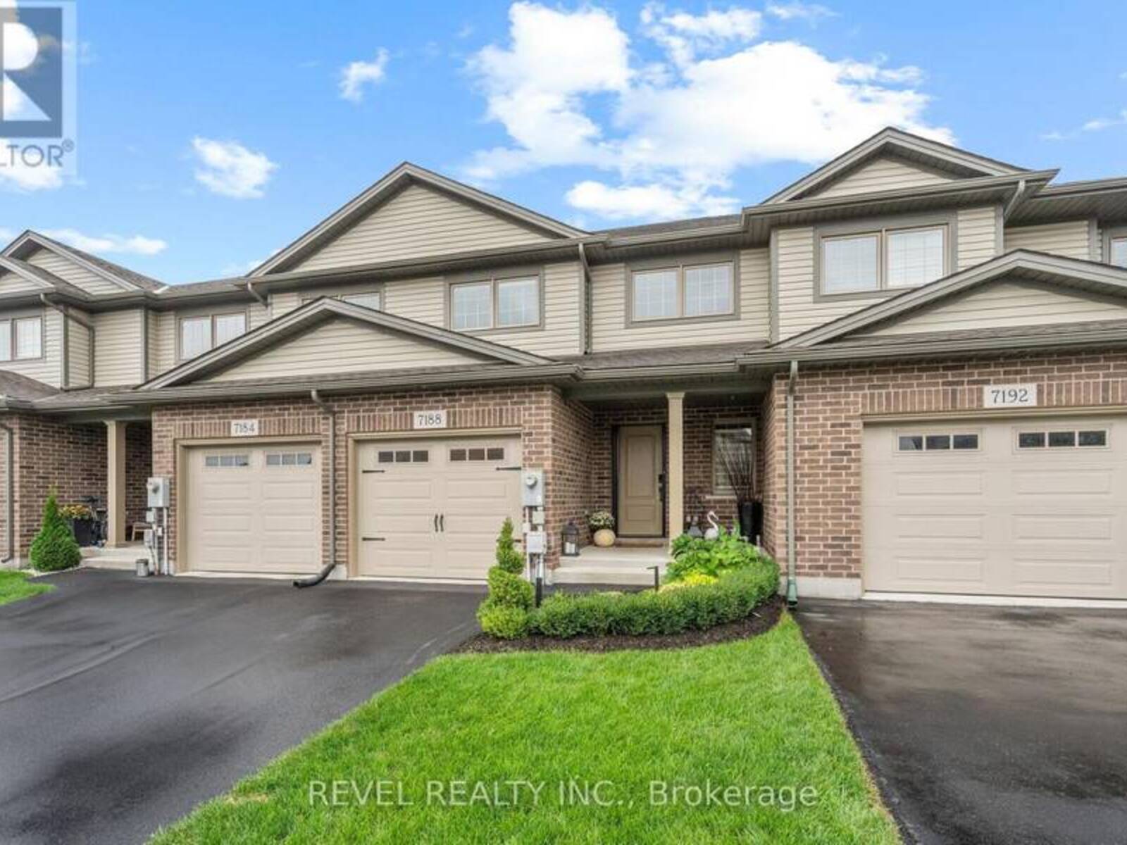 7188 STACEY DRIVE, Niagara Falls, Ontario L2E 0B3