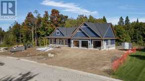 66 THOROUGHBRED DRIVE | Oro-Medonte Ontario | Slide Image One