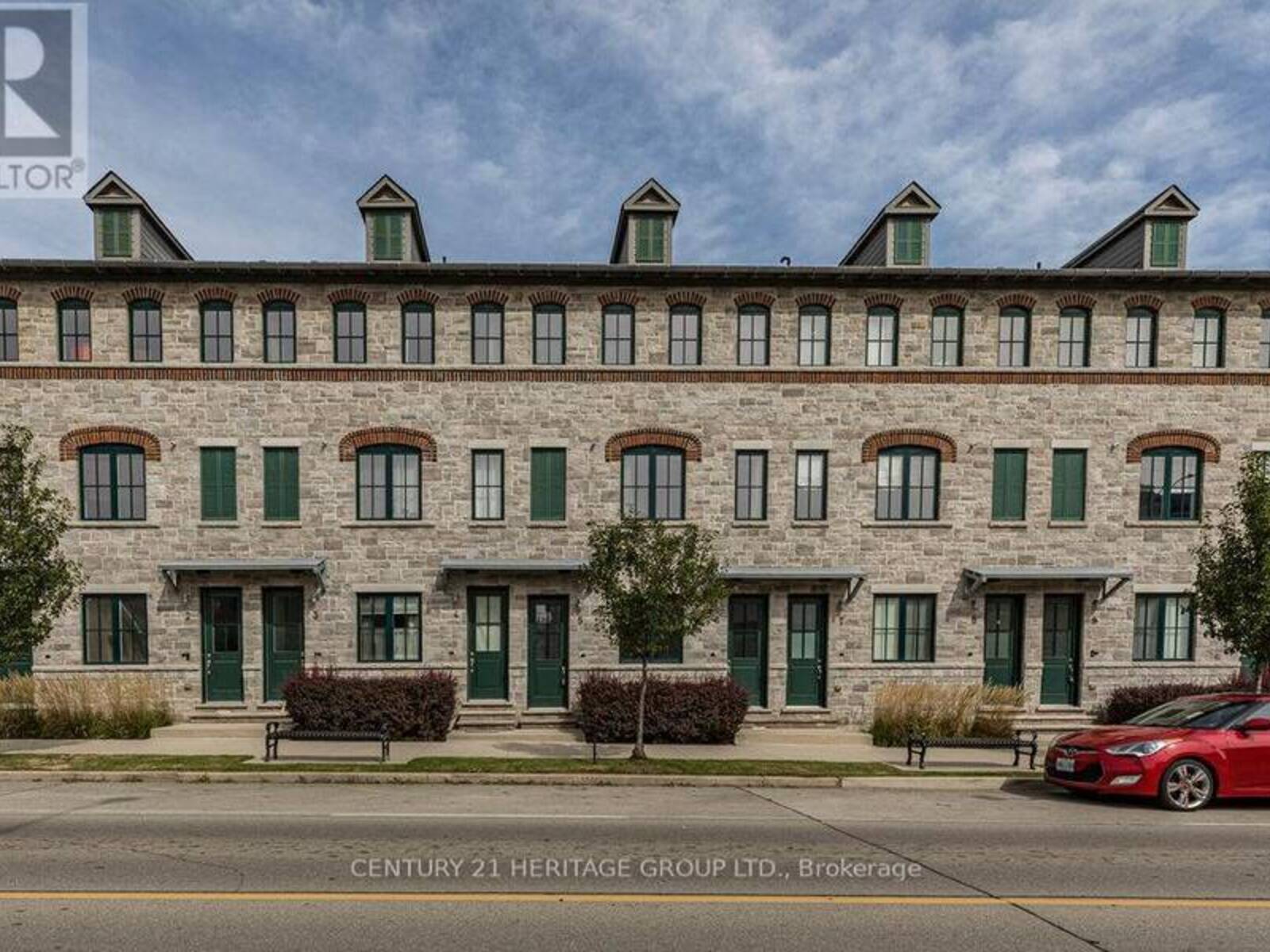 5 - 290 BARTON STREET W, Hamilton, Ontario L8R 3P3