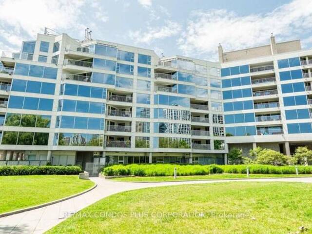 512 - 401 QUEENS QUAY W Toronto Ontario, M5V 2Y2 - 2 Bedrooms Waterfront Condo For Sale