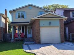 87 MOOREHOUSE DRIVE Toronto Ontario, M1V 2E2