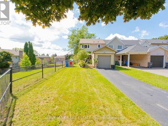 40 BARRINGTON CRESCENT Brampton Ontario, L6Z 1N3