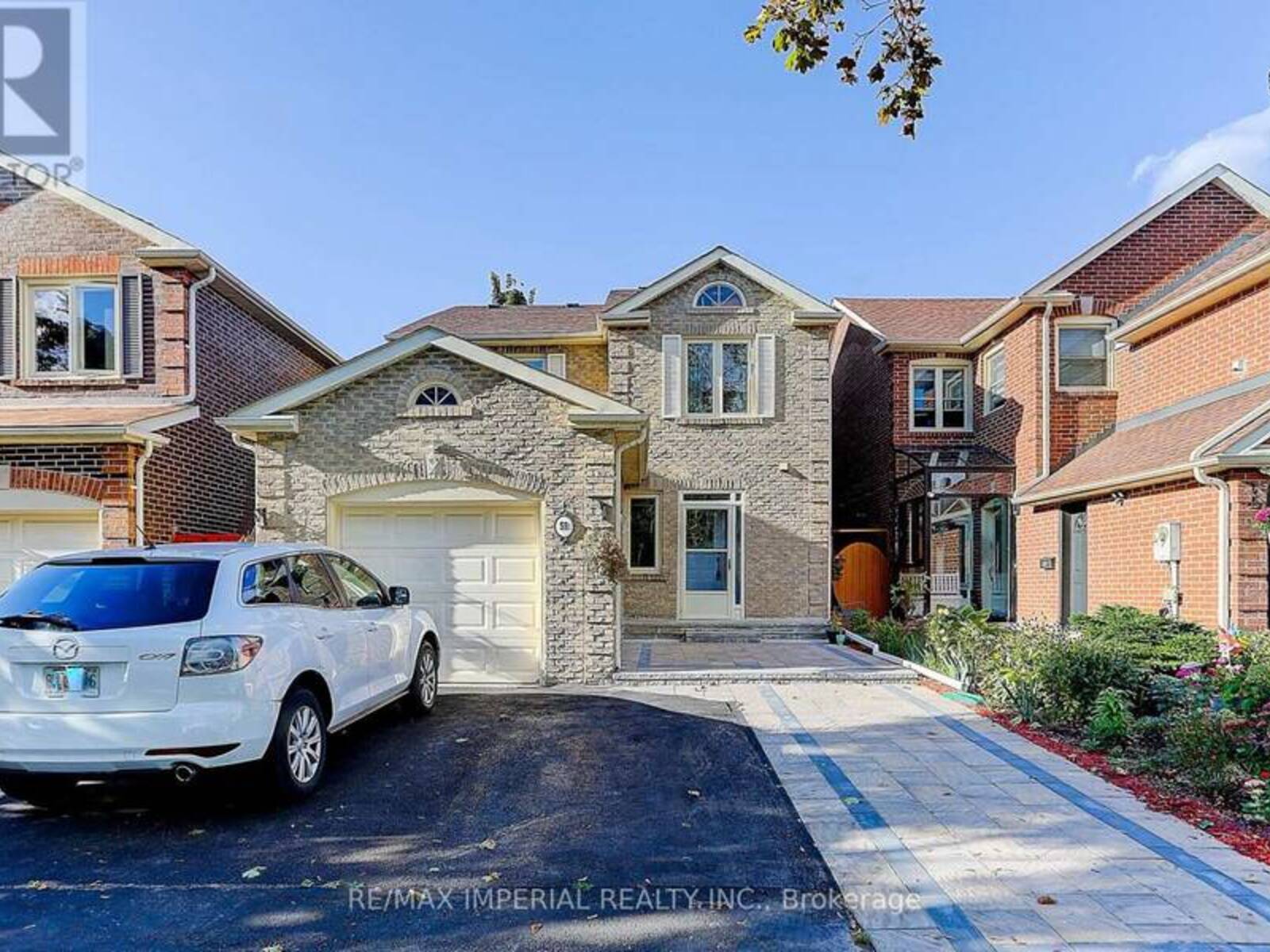 58 JESSICA GARDENS, Vaughan, Ontario L4J 3G2