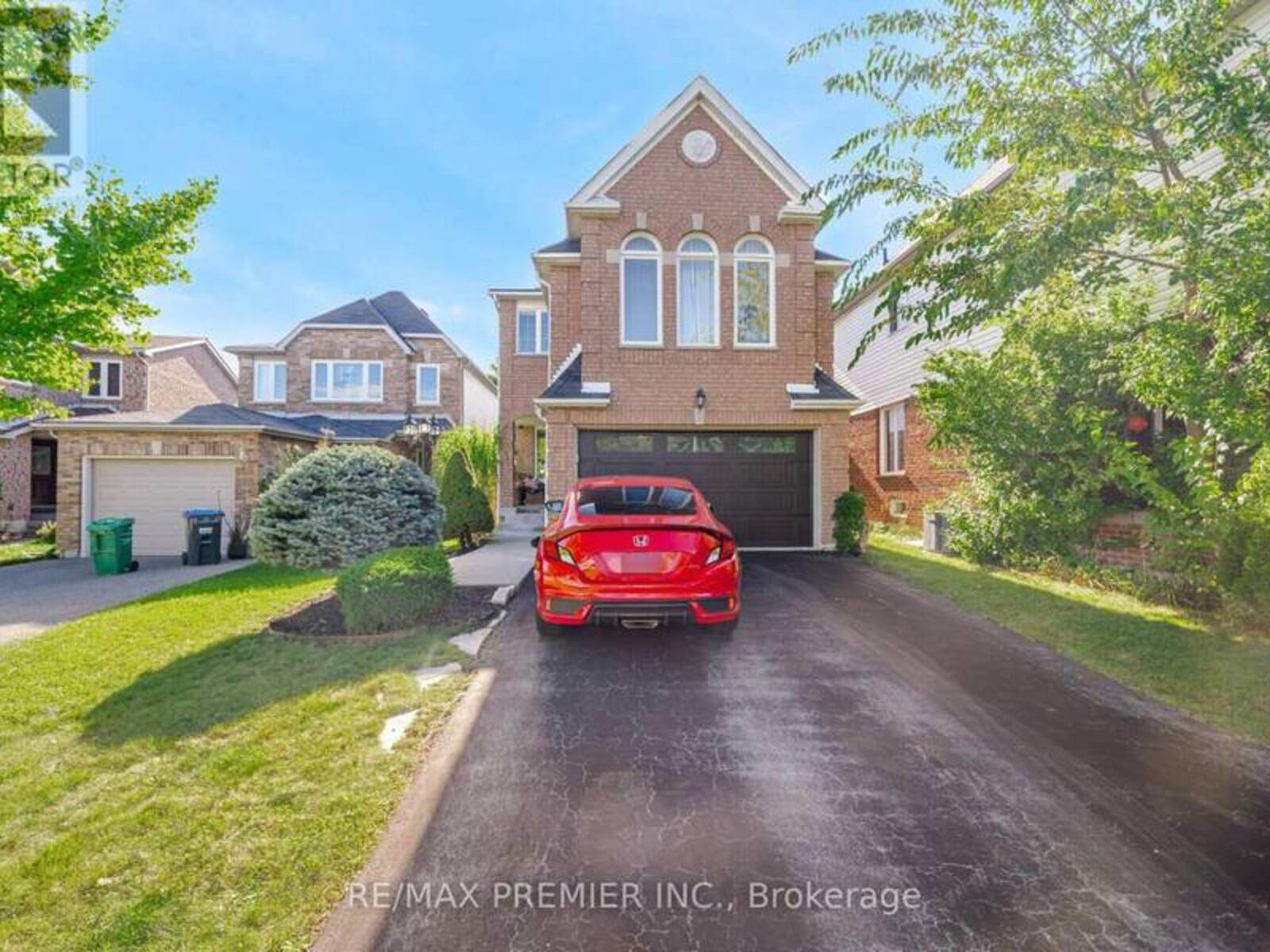 37 FURROWS END, Brampton, Ontario L6Z 4S5