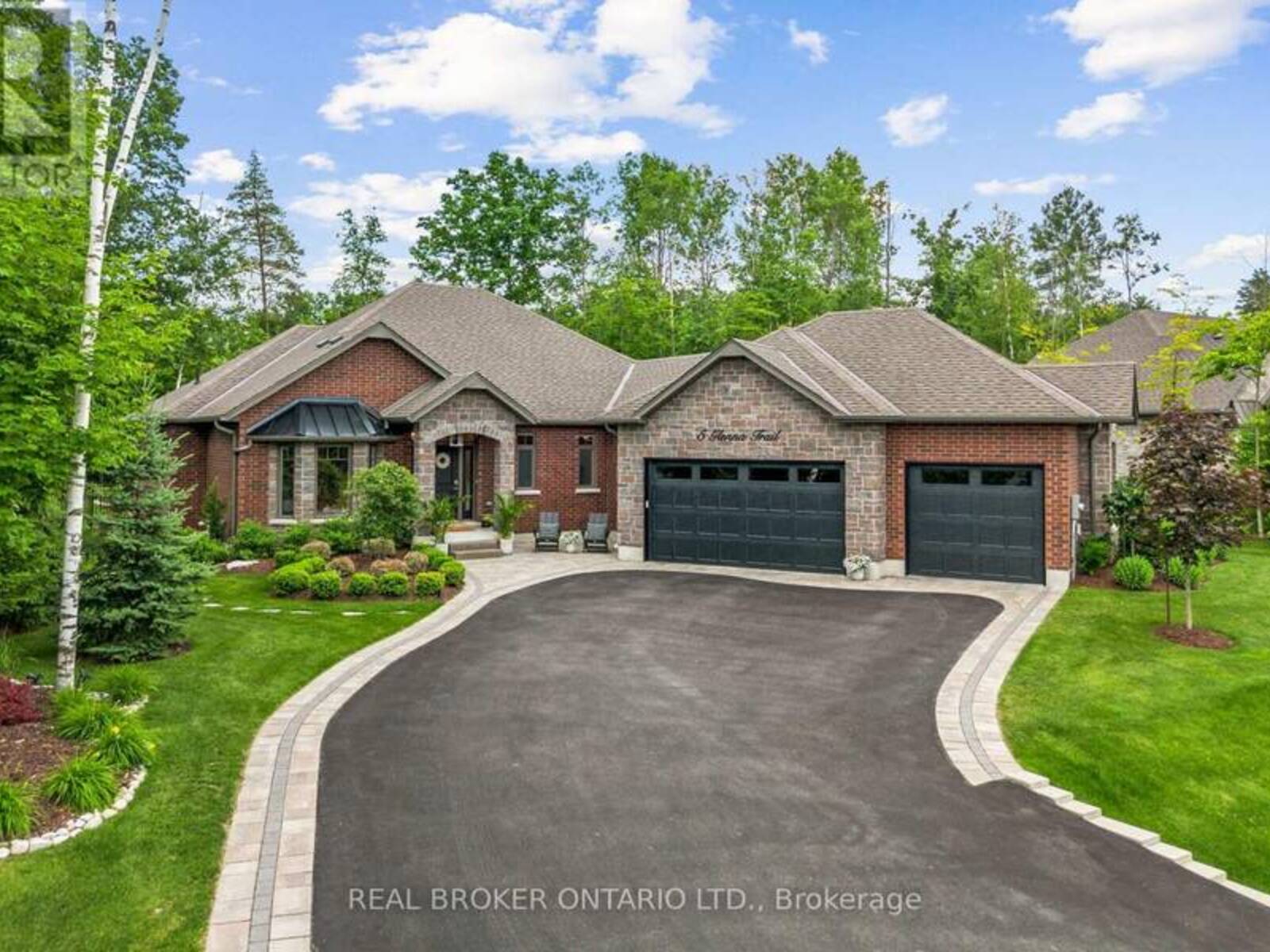 5 GLENNA TRAIL, Springwater, Ontario L9X 2A3