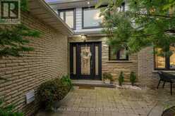 24 SIR GALAHAD PLACE | Markham Ontario | Slide Image Two