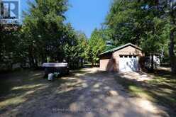 1950 RIVER ROAD W | Wasaga Beach Ontario | Slide Image Five