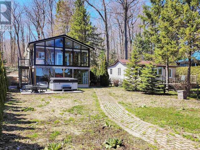 36 HILLS ROAD Bobcaygeon Ontario, K0M 1A0