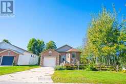 128 SMALLMAN DRIVE | Wasaga Beach Ontario | Slide Image One