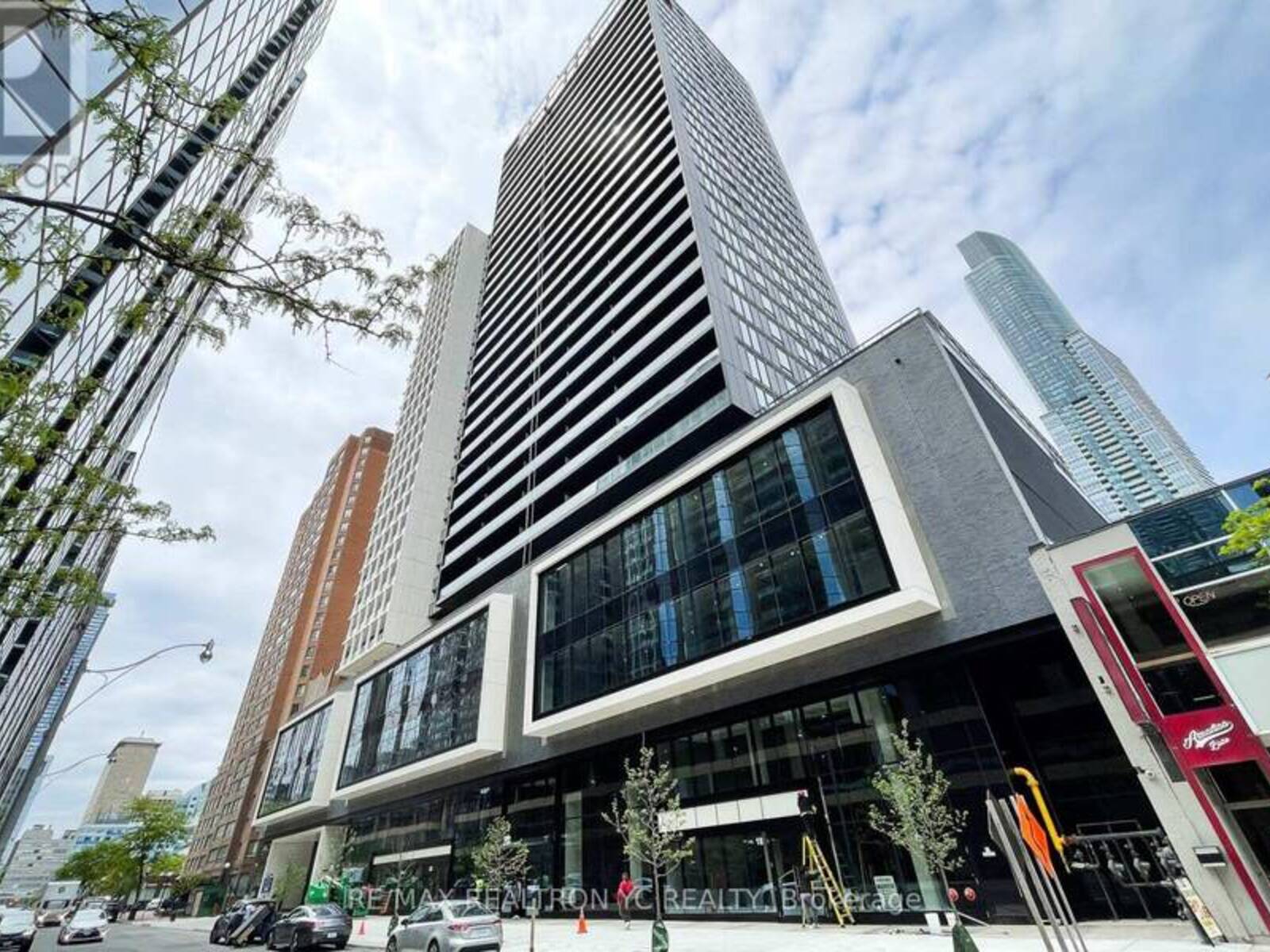 2516 - 20 EDWARD STREET, Toronto, Ontario M5G 0C5