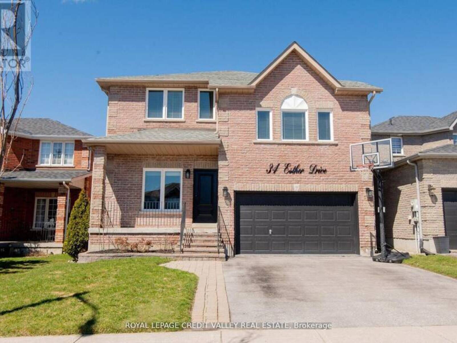 34 ESTHER DRIVE, Barrie , Ontario L4N 0X8