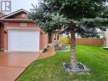 1020 PEACH BLOSSOM CRESCENT N | Windsor Ontario | Slide Image One