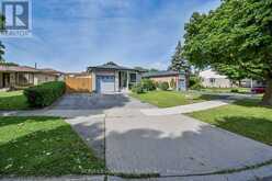 5 RIDELL CRESCENT | Hamilton Ontario | Slide Image Two