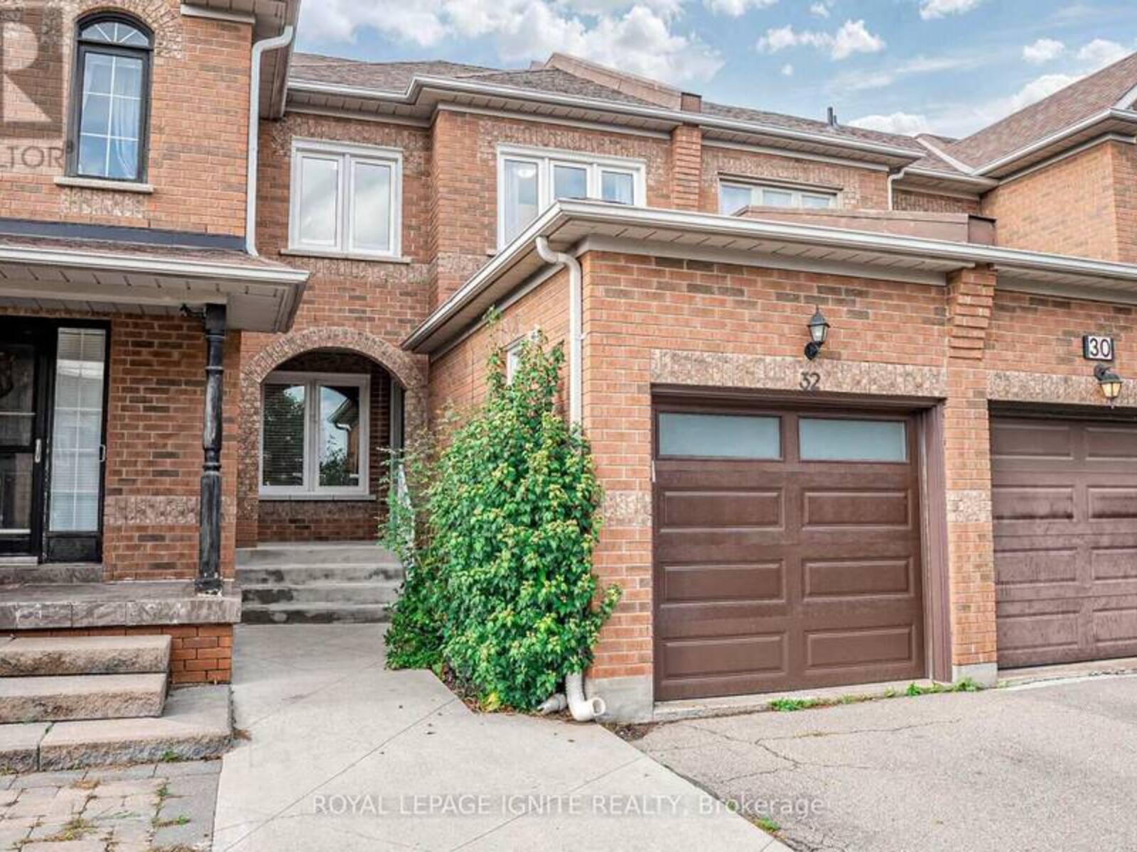 32 PARKTREE DRIVE, Vaughan, Ontario L6A 2K9