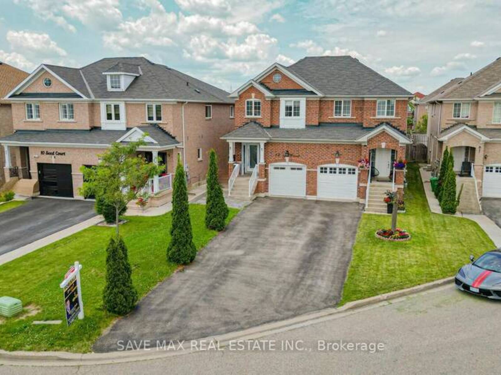 14 SEED COURT, Brampton, Ontario L6X 5E4